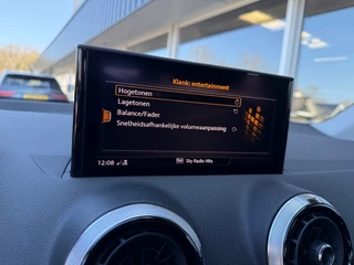 Audi Q2 35 TFSI Advanced edition NL Auto Camera Carplay 17 LMV / 31