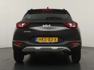 Kia Stonic 1.0 T-GDi MHEV DynamicLine  - Camera - Cruise control - AppleCarplay - Android Auto Fabrieksgarantie tot 04-2032 / 7