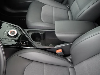 Kia Niro 1.6 GDi Hybrid DynamicLine  - Navigatie - Achteruitrijcamera - Apple & Android Carplay - Climate Control - -Fabrieksgarantie tot 04-2032 / 34