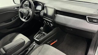 Renault Clio 1.6 E-Tech Full Hybrid 145 evolution CAMERA NAVI CARPLAY CRUISE. / 17