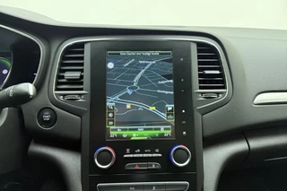 Renault Mégane 1.3 TCe GT-Line | Navigatie | Apple Carplay/Android Auto | Climate & Cruise Control | Keyless Entry | LED koplampen | LM-velgen / 19