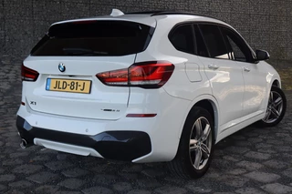 BMW X1 sDrive18i M Sport Schuifdak | Camera | Stoelverwarming / 13