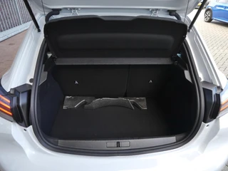 Peugeot 208 1.2 PureTech 100 Style | Lage km.stand | Airco | Cruise control | Parkeersensoren achter | Apple Carplay/Android Auto | Led verlichting / 11