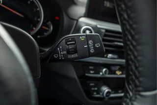 BMW X3 xDrive20i High Executive  | Pano | Trekhaak | Head-up / 39