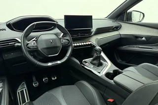 Peugeot 3008 1.2T 130pk GT | Achteruitrijcamera | Parkeersensoren V+A | Cruise & Climate control | Navi | Apple Carplay / Android Auto / 17