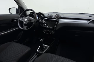 Suzuki Swift 1.2 Style Smart Hybrid 83pk | Navigatie | Climate Control | Cruise Control | Stoelverwarming | Camera | Lichtmetalen Velgen | Apple Carplay - Android Auto / 16