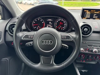 Audi A1 Sportback 1.0 TFSI S-line Origineel NL Led Keyless Bluetooth Goed onderhouden! / 26