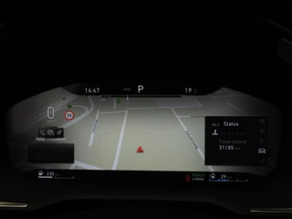 Lynk & Co 01 1.5 PHEV Plug-In ZWARTE HEMEL/360CAM/SCHUIFDAK/LED/20"LMV! / 29