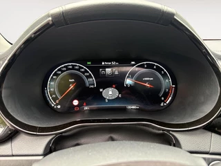 Kia XCeed 1.5 T-GDI MHEV ExecutiveLine | Airco | Navi | Camera | Stoelverwarming | Panoramadak | Stoelventilatie | Elektrische stoelen | / 18