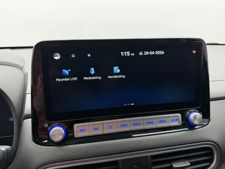 Hyundai Kona EV Fashion 64 kWh 3- Fase SOH 95,3% Warmtepomp | Trekhaak | Camera | Navigatie | Head-Up Display / 19