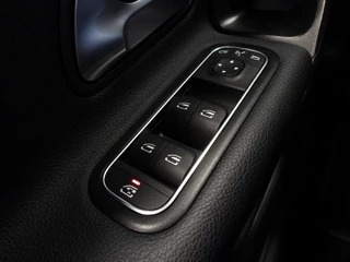Mercedes-Benz A-Class A160 Business Solution / 17