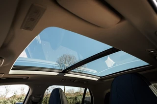 Lynk & Co 01 1.5 Plug-in Hybrid 262 Pk 360 Camera | Panoramadak | 75 km Elektrisch | Full Map Navi | NL Auto | 20 inch. LMV | 1e eigenaar / 7