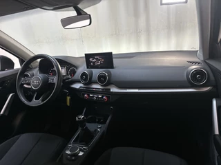 Audi Q2 30 TFSI Pro Line App-Connect DAB+ Climate Control / 4