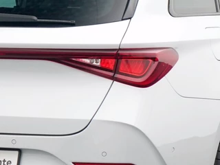 CUPRA Leon Sportstourer 1.4 e-Hybrid Business Adaptief / 36