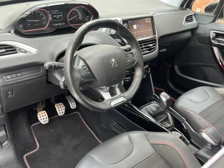 Peugeot 2008 PureTech 110 GT-line  | Trekhaak | Carplay/Android Auto | Panoramadak | / 4
