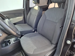 Dacia Lodgy 1.2 TCe Ambiance 5p Hoge zit Airco Cruise Trekhaak / 5