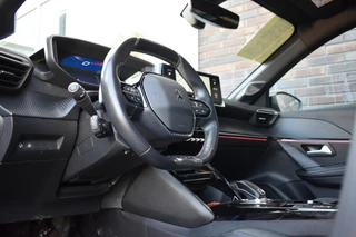 Peugeot 208 1.2GT-LINE nieuwe riem PANODAK LEDER / 19