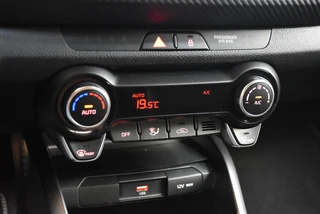 KIA Stonic 1.0 T-GDi MHEV 100pk GT-Line Stoel/Stuurverwarming / 24