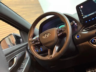 Hyundai I30 N-Line 1.0 T-GDi 120PK MHEV | Digital Dash | Sport Pack | Comfort Pack | Lane Assist | Drive Select | Camera | NAVI | / 25