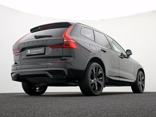 Volvo XC60 2.0 T6 AWD+ Black Edition Leder | Pano | 360 cam | Lighting Pack / 56