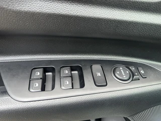 Kia Stonic 1.0 T-GDi MHEV DynamicPlusLine | Stoel/Stuurverwarming | Climate Control | 10 Jaar Garantie / 27