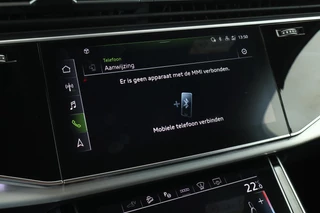 Audi Q7 55 TFSIe 381pk quattro Pro Line S Leder Memory Sluithulp B&O Panoramadak Camera Stoel + Stuurverwarming Luchtvering Navigatie 2x S-Line / 24