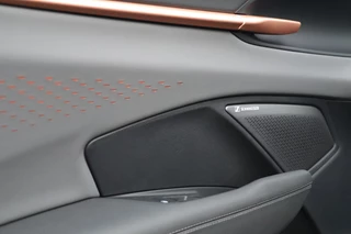 CUPRA Terramar 1.5 e-Hybrid 272pk VZ Performance  Pano/Matrix LED/Headup/Sennheiser/360/Keyless/ACC/DCC/ 20"/Trekhaak wegkl. / 12