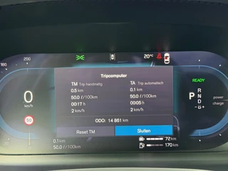 Volvo V60 2.0 T6 AWD Ultra Dark Panodak Leer H&K Head up / 4