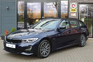 BMW 3 Serie Touring 330e M-Sport Shadow Line Pano/Laser LED/Leder/360/Keyless/Headup/ACC/Dodehoek