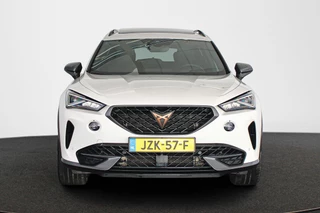 CUPRA Formentor 1.4 TSI e-Hybrid Panoramadak Achteruitrijcamera Apple CarPlay / 16