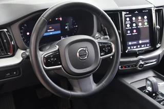 Volvo XC60 T6 Recharge AWD Plus Dark | Longe Range | Stoelverwarming | Parkeercamera | Panoramadak | Pilot Assist  | Leder | Keyless / 33
