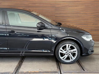 Volkswagen Polo 1.0 TSI Style | Black Edition | IQ.Light Matrix | Discover Pro | CarPlay | Licht + Zicht | Ambient | PDC | DAB+ / 19