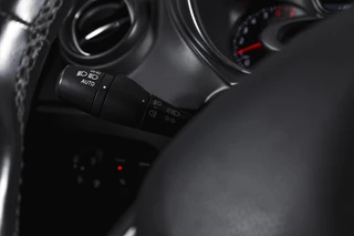 Renault Captur 1.2 TCe 120 PK Intens - Automaat  | Trekhaak | Cruise | Stoelverw. | PDC | NAV | ECC | LED | LM 17" | / 34