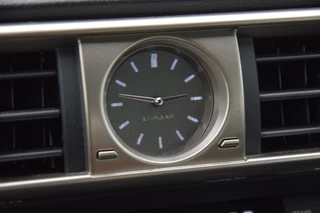 Lexus IS 300H HYBRID Business Line DEALER ONDERHOUDEN / 22
