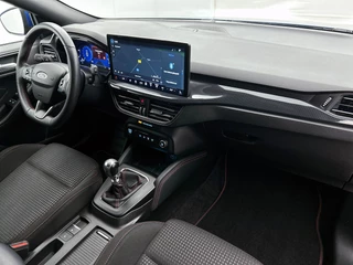 Ford Focus 1.0 EcoBoost Hybrid ST Line X | Cruise control | Stoelverwarming | Navigatie | Camera | Afneembare trekhaak | BTW / 6