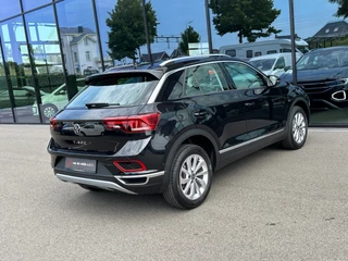 Volkswagen T-Roc 1.5 TSI 150pk DSG Style Carplay | Camera | Keyless | Elek. Achterklep | Rijklaar incl. garantie / 29