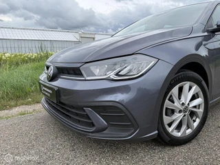 Volkswagen Polo 1.0 TSI / Luxe / Navi / Camera / Carplay / 27