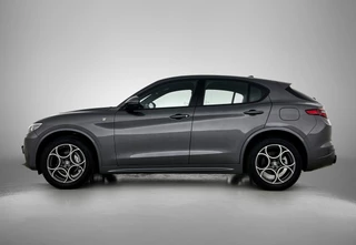 Alfa Romeo Stelvio 2.0 T AWD Ti Q4 | Automaat | Adaptive Cruise | Stoelverwarming | Navigatie | Camera | Leder | BTW / 4