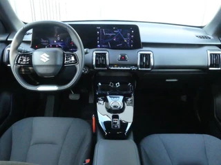 Suzuki e VITARA Select 61 kWh € 4.300,- DEMO VOORDEEL. / 12
