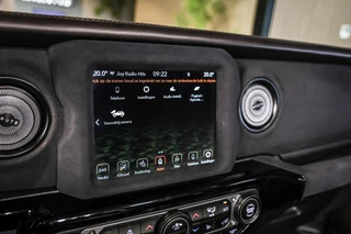 Jeep Wrangler Unlimited 4xe 380 Sahara|BRUTE|Cabrio|Matt|Leder|22'' / 53
