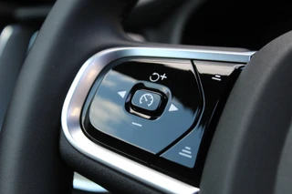 Volvo XC60 2.0 T6 Ultra Black Edition  | B&W | Luchtvering | 22" | Massage | Full | UNIEK! | Facelift / 9
