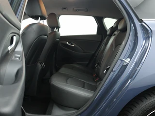 Hyundai i30 Wagon 1.4 T-GDI Premium Trekhaak | Navigatie | Camera | Cruise control / 17