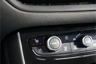 Opel Grandland 1.6 Turbo GS Line 225 pk PHEV  | SOH 100% | Trekhaak | Leder | 360° | Stl. verw./verk. | El. achterklep  | Adaptive Cruise | / 25