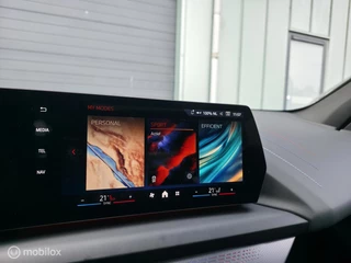 BMW 1 Series 123 xDrive Pano / 360' camera / Navi / 26