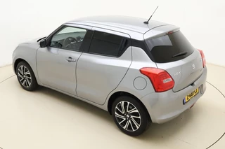 Suzuki Swift 1.2 Style Smart Hybrid 83pk | Navigatie | Climate Control | Cruise Control | Stoelverwarming | Camera | Lichtmetalen Velgen | Apple Carplay - Android Auto / 5