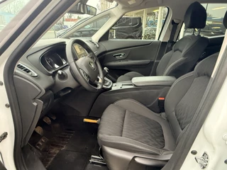 Renault Scénic 1.3 TCe Limited  | Keyless | Navi | Apple / Android | DAB + | PDC v+a | Cruise / 5