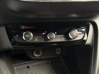 Opel Corsa 1.2 Turbo Hybrid GS / 36
