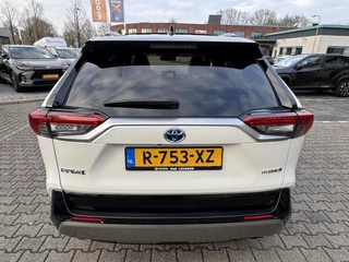 Toyota RAV4 2.5 HYBRID AWD BI-TONE PANO-DAK STOELVERW BLIND-SPOT 360° CAMERA PARK-SENSOREN APPLE/ANDROID EL-ACHTERKLEP / 5
