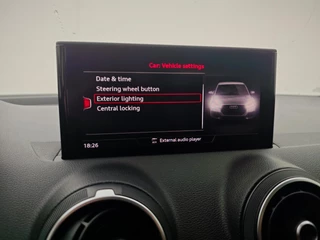 Audi Q2 35 TFSI Pro Line | Trekhaak | Panodak | Adaptive Cruise | Camera | Stoelverw. | CarPlay / 25