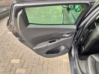 Renault Clio 0.9 TCe Intens / 27
